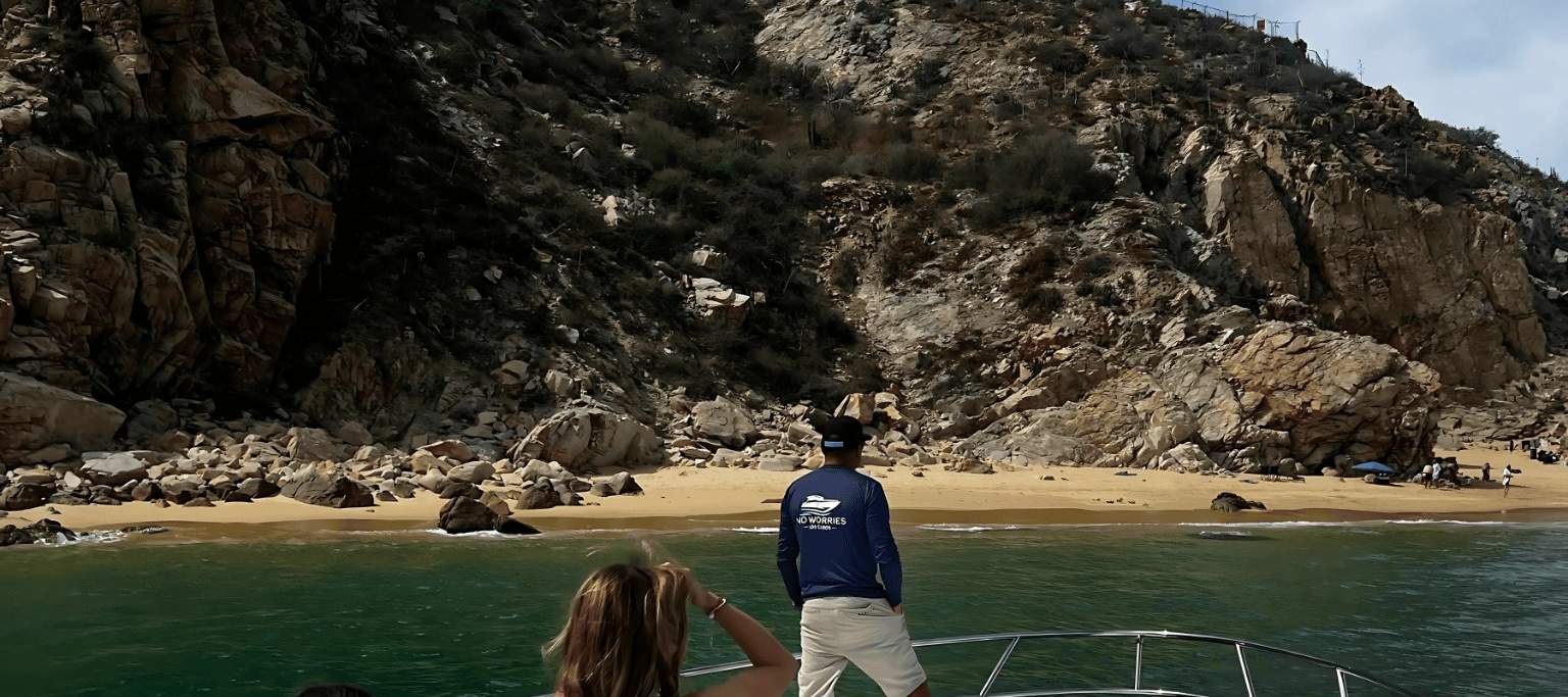 Trải nghiệm chuyến đi biển suôn sẻ với các tiện nghi hàng đầu và chỗ ngồi thoải mái