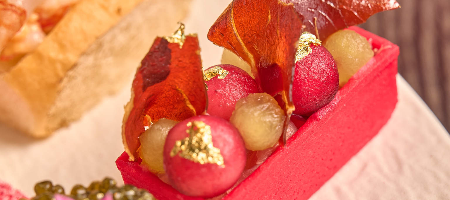 방콕 피콕 앨리 애프터눈 티 세트 by Waldorf Astoria