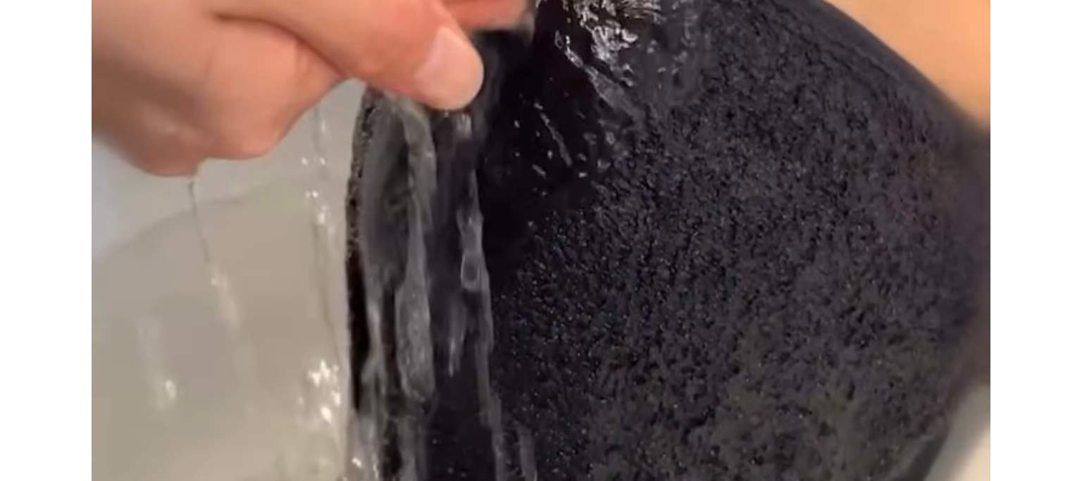 Includes a professional scalp diagnosis program for personalized care.