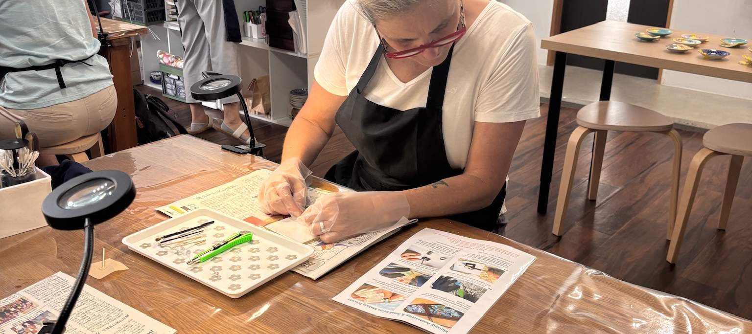 การประดิษฐ์เครื่องประดับคินซึกิในนาฮะ, โอกินาว่า 