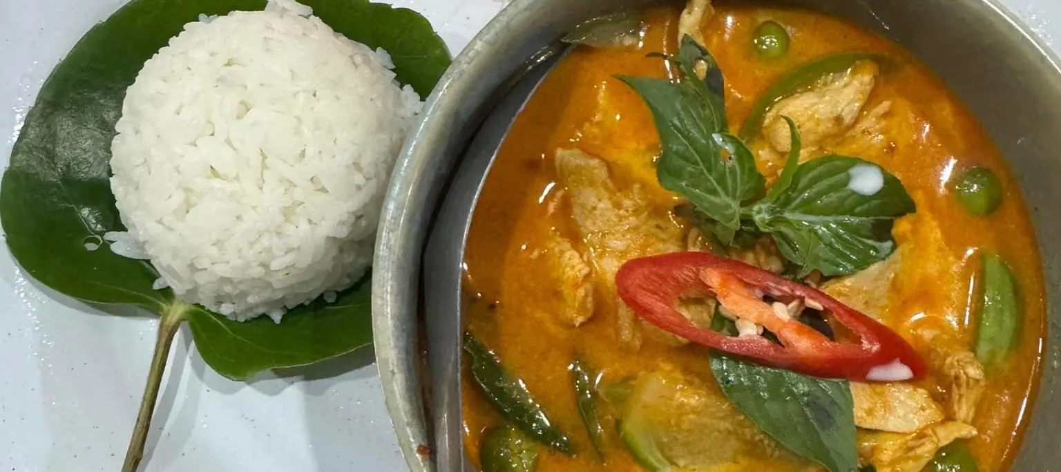Suwannee 泰式烹饪课程（含市场游览）
