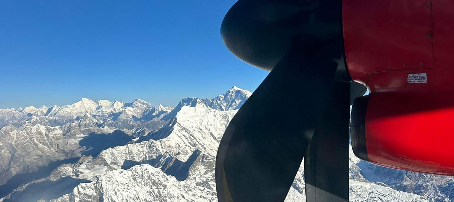 Vue sur l'Himalaya pendant le vol