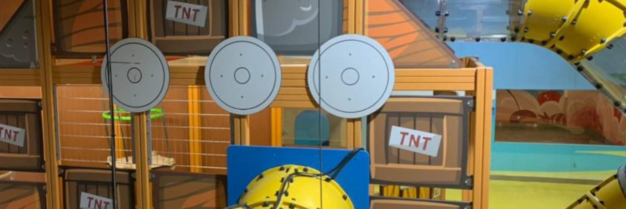 горки в крытом игровом комплексе