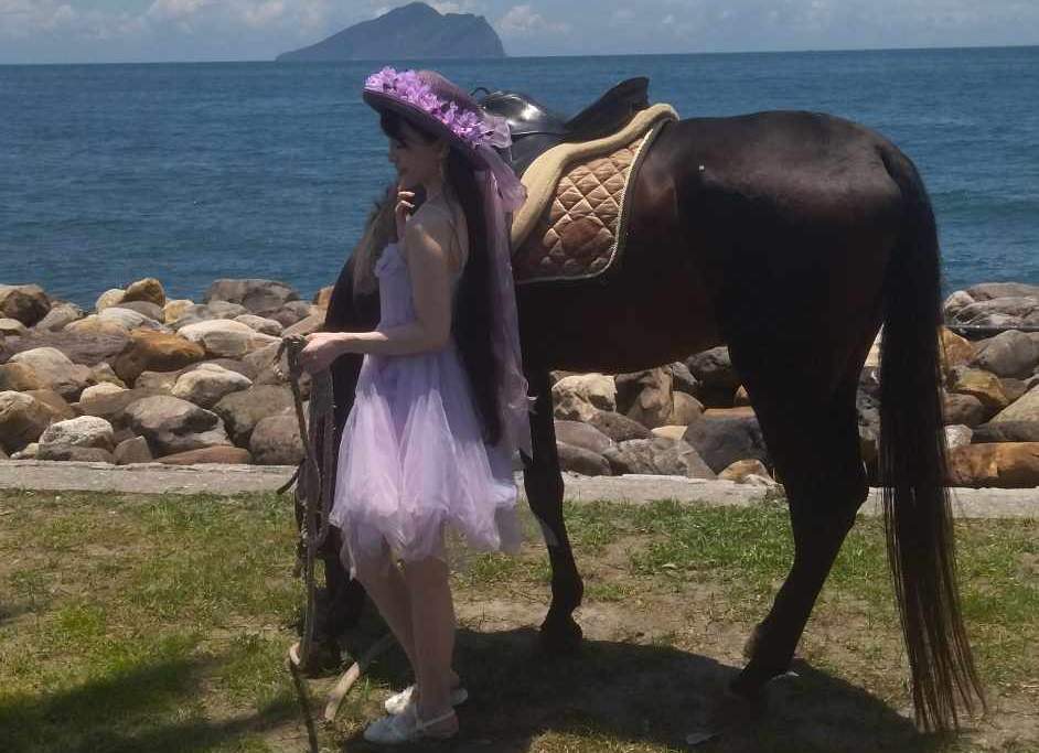 海边骑马