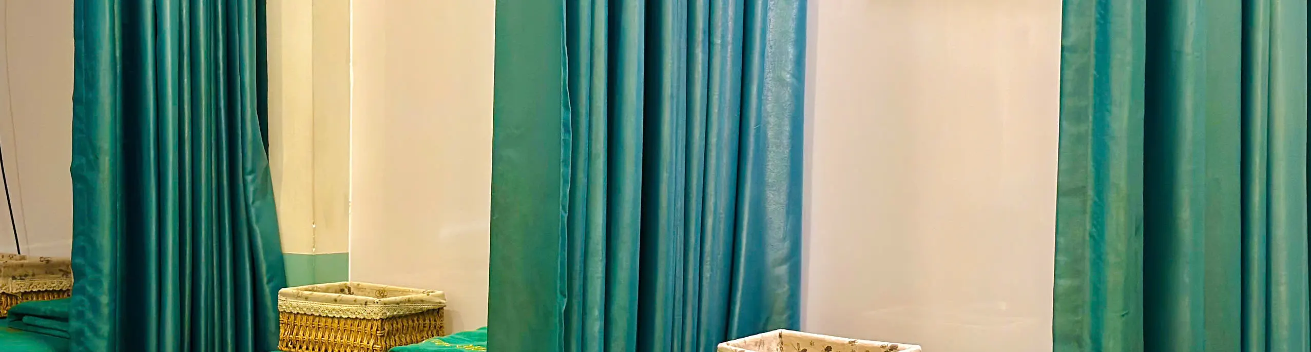 胡志明市安棉草药洗发按摩【DTH街】