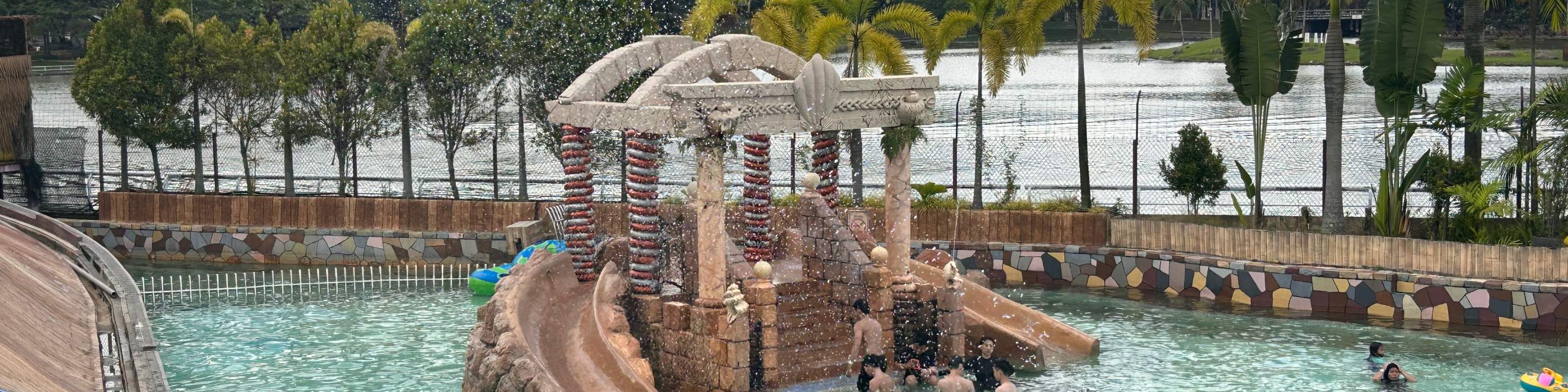 ウェットワールドウォーターパーク シャーアラム 入園チケット（クアラルンプール）