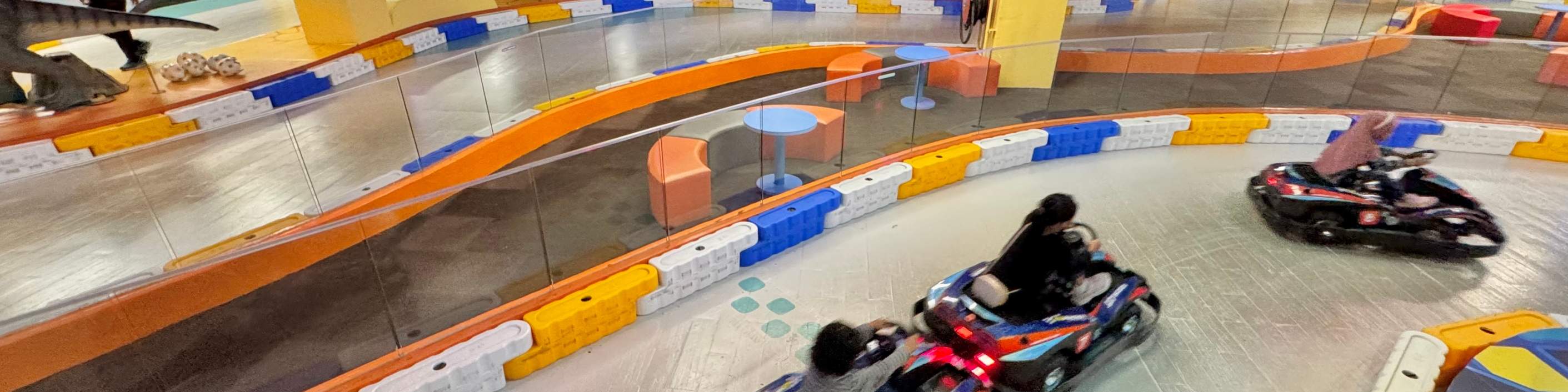 莎阿南KF兒童賽道騎行