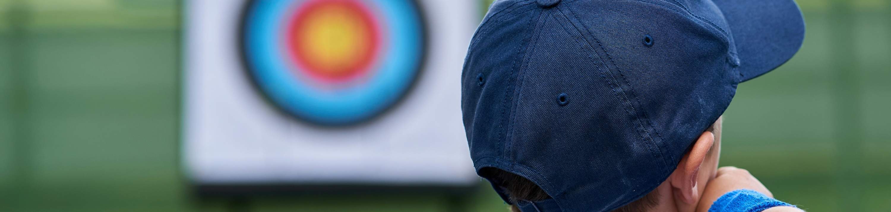 Avventura di mezza giornata di arrampicata e tiro con l'arco