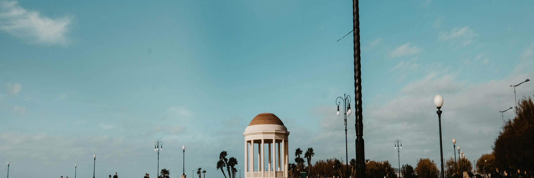 From Livorno: Pisa Shuttle Bus with Return Transfer - Klook, image size:2160x720