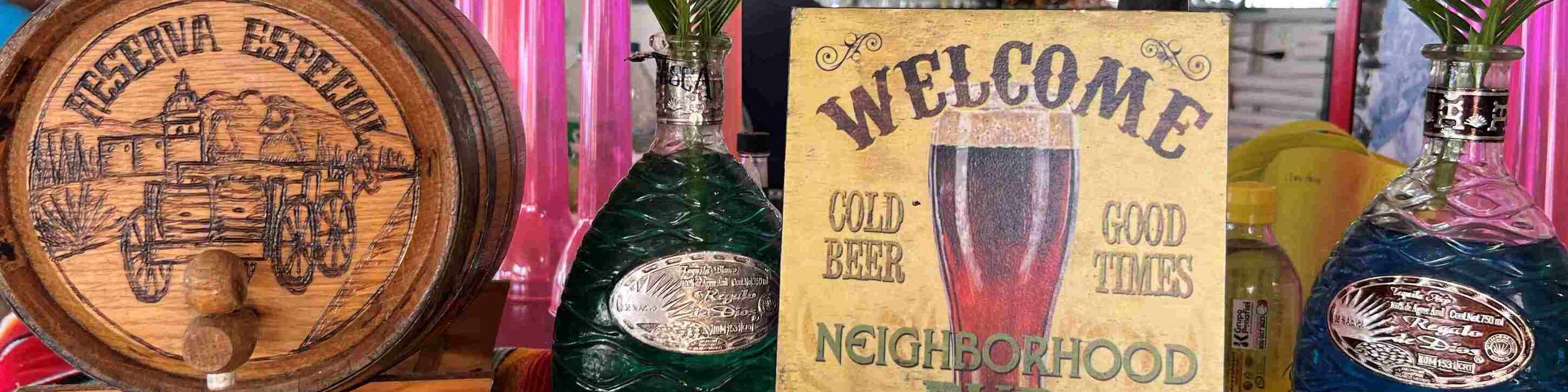 Bersantai, seruput minuman, dan snorkeling—kesenangan tanpa batas di bawah sinar matahari Karibia menanti Anda