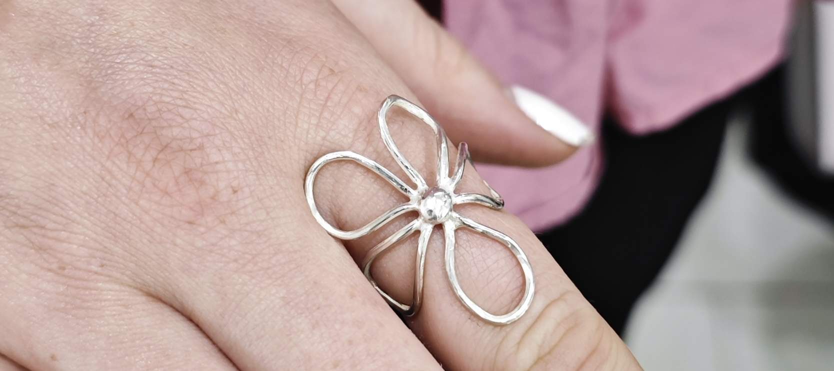 Clase de fabricación de joyas de plata en Hanói