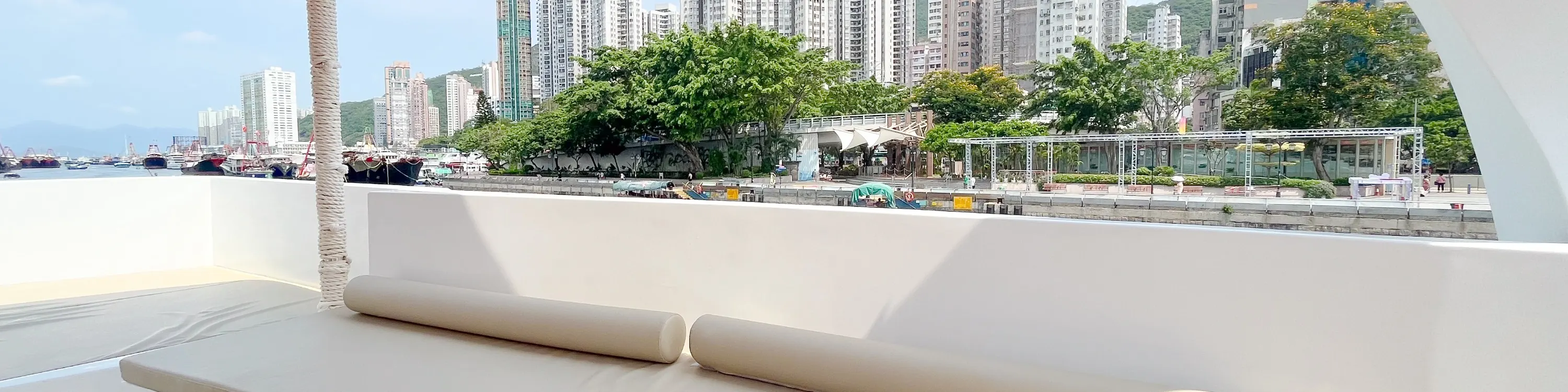 The ORCA 傲客轻奢游艇维港体验
