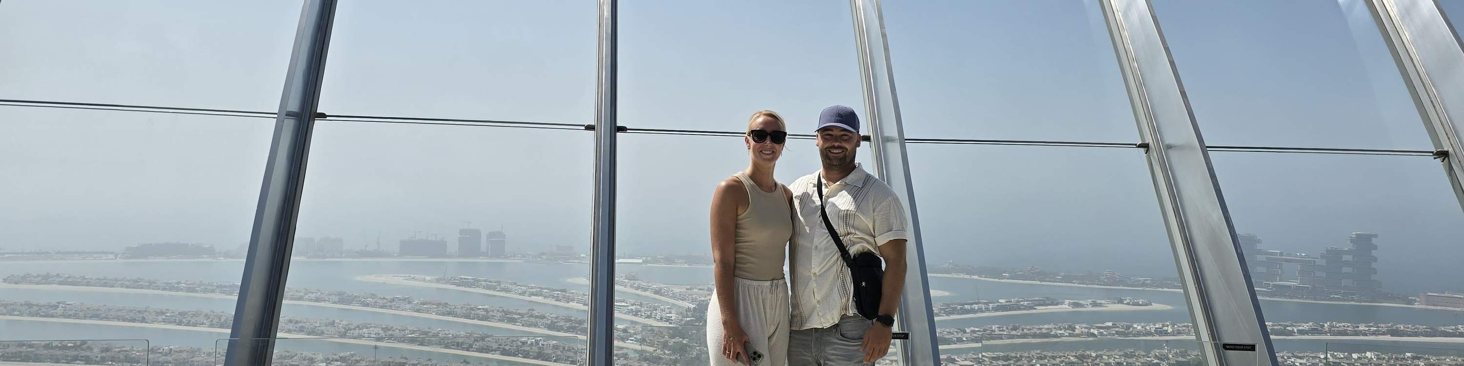 Vé vào Sky Pool và Đài quan sát Palm ở Dubai