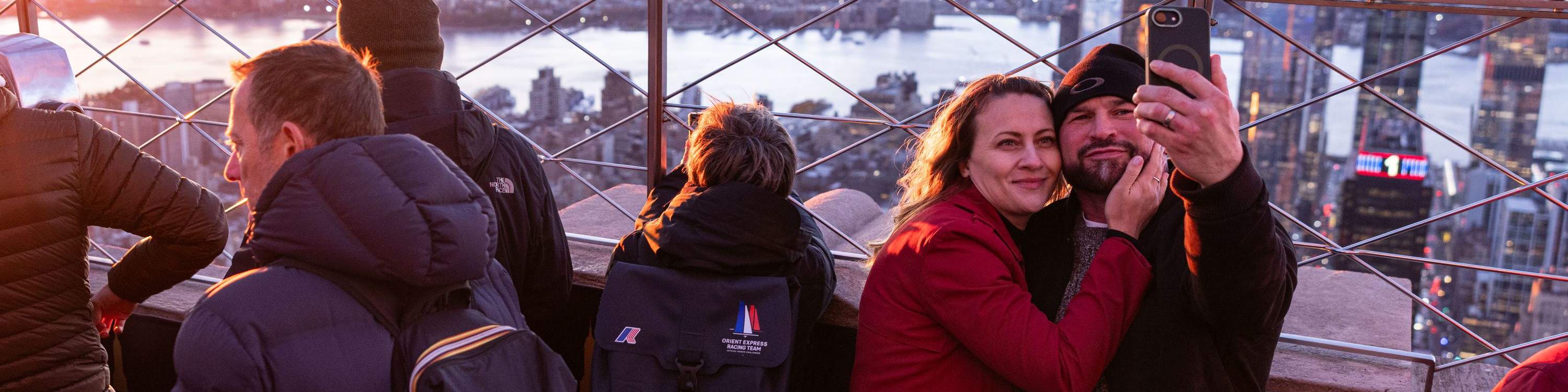 Incluso en invierno, experimente las impresionantes vistas que el Empire State Building tiene para ofrecer.
