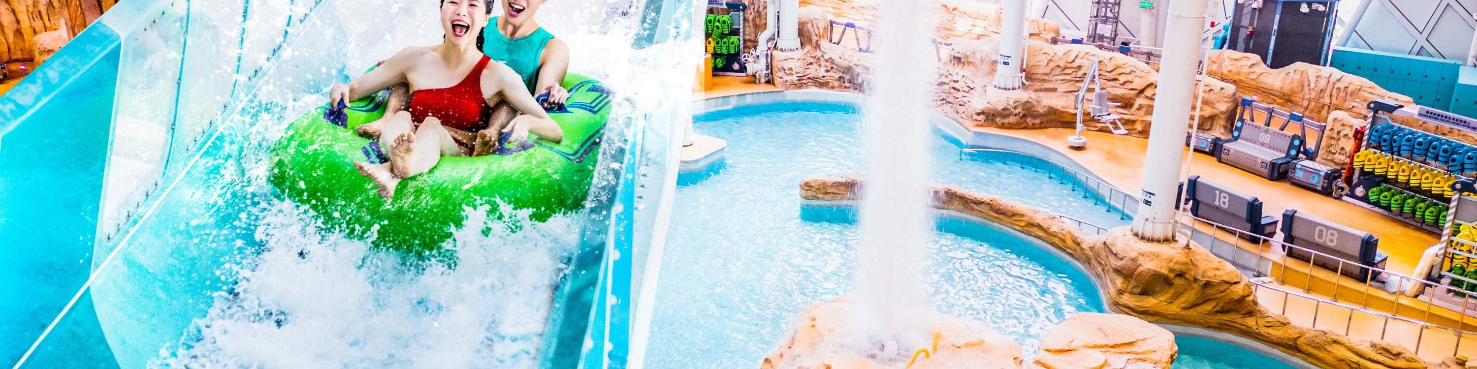 Studio City Water Park LANZADERA LIGHTSPEED