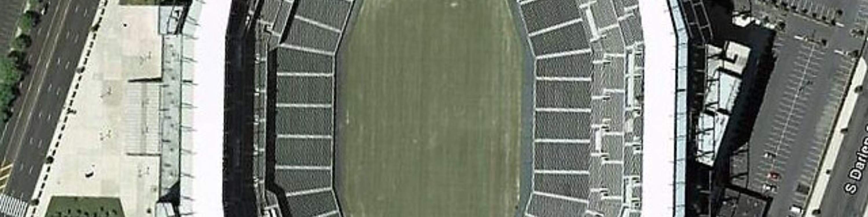 Di stadion Lincoln Financial Field terbuka, rasakan keseruan pertandingan NFL