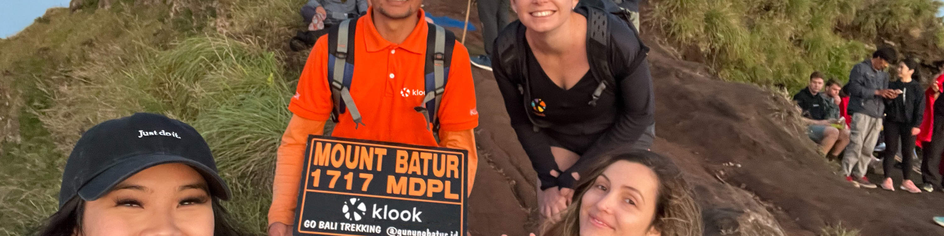 巴图尔火山徒步之旅