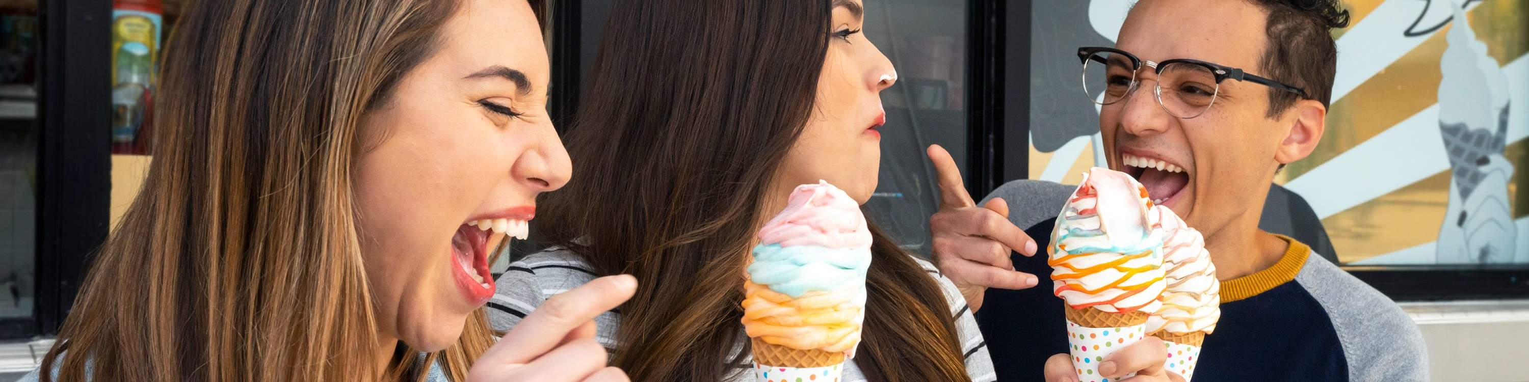 Билеты в Universal Studios Hollywood - побалуйте себя вкусными сладостями в качестве заслуженной награды за захватывающий день в Universal Studios Hollywood.