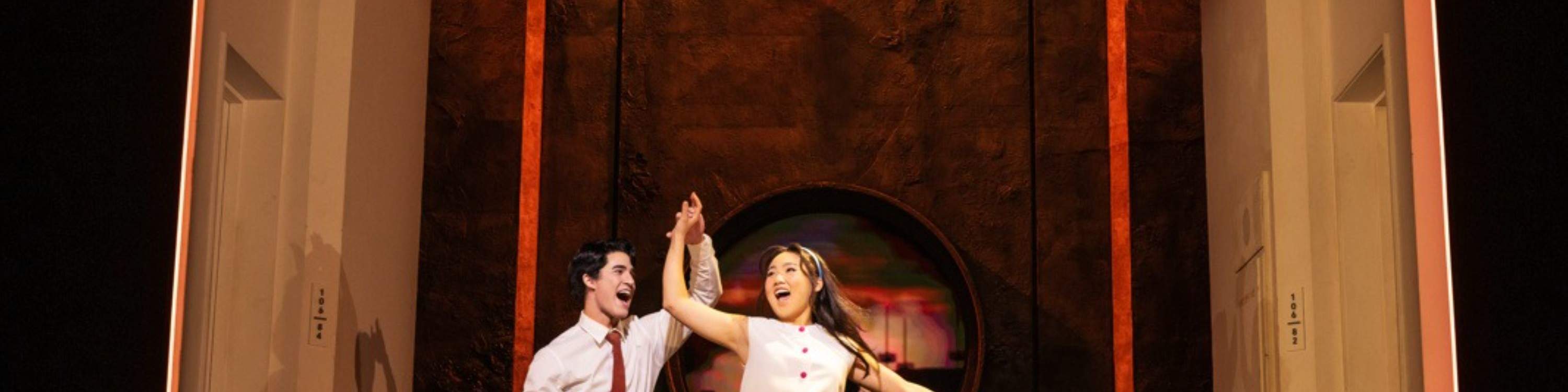 感人的音乐演绎了渴望、身份和数字时代浪漫的故事