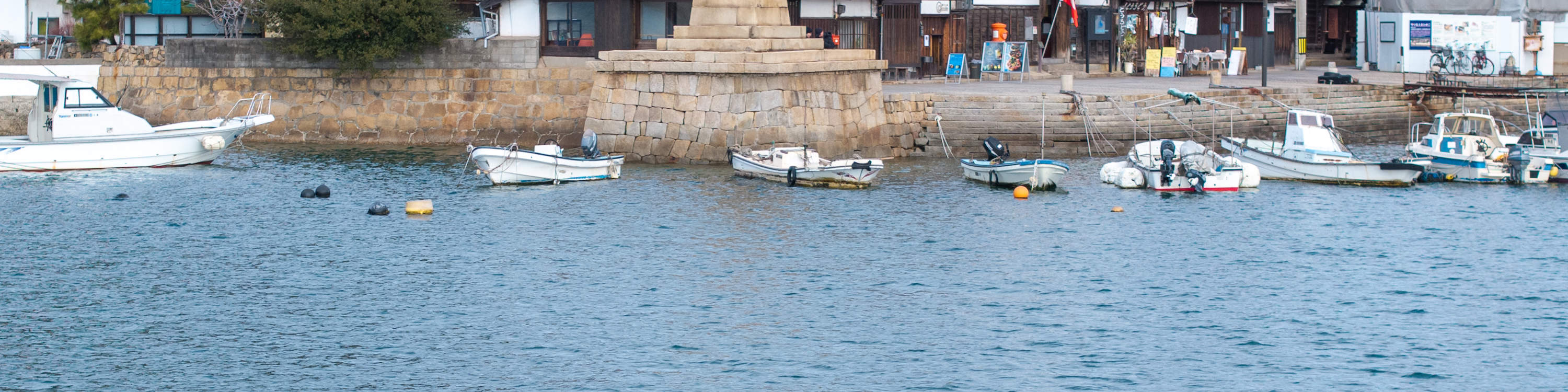 Sea Kayak Tour to the History of Tomonoura in the Seto Inland Sea