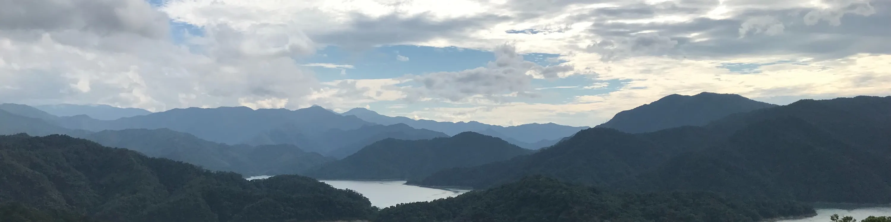 包车游览｜新北景点一日游：石碇＆千岛湖＆深坑＆坪林茶叶博物馆