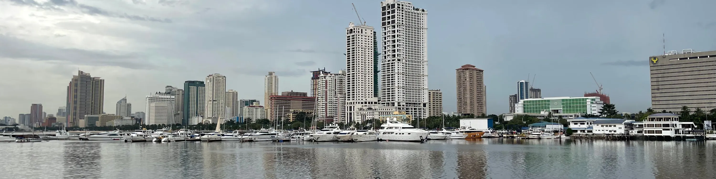 马尼拉游艇俱乐部