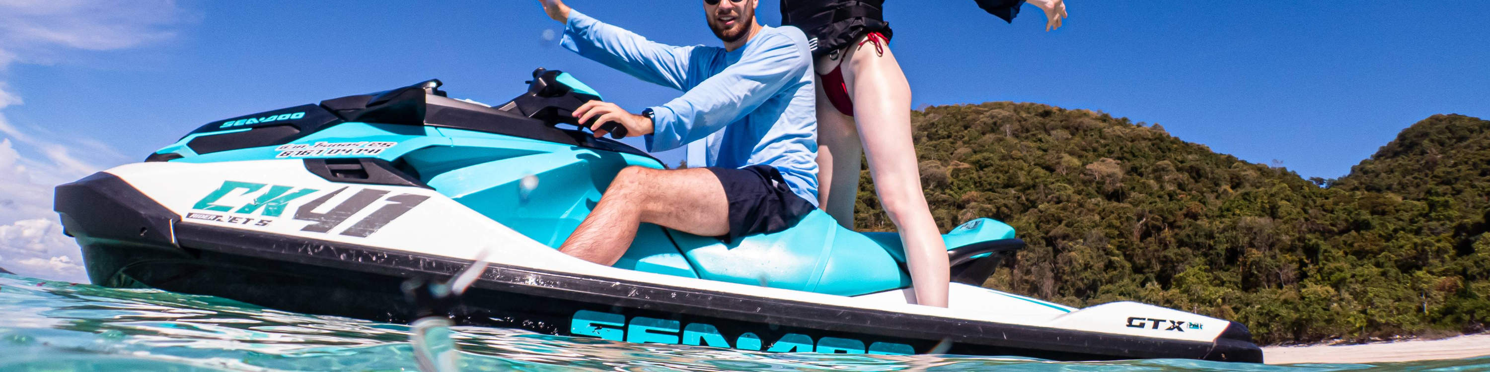 在海上自由馳騁！