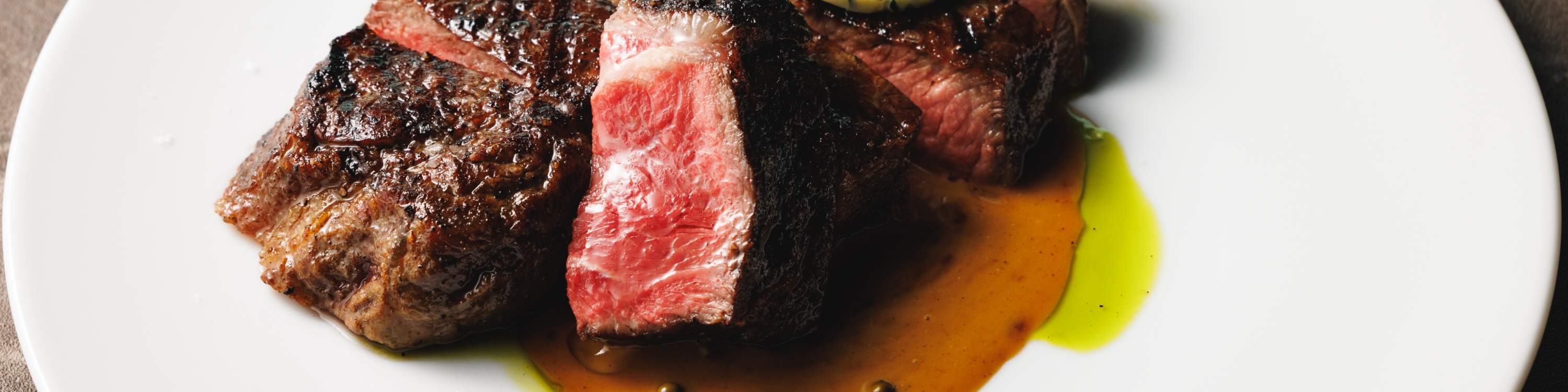 Prime42 Steak House - โตเกียว ชิมบาชิ