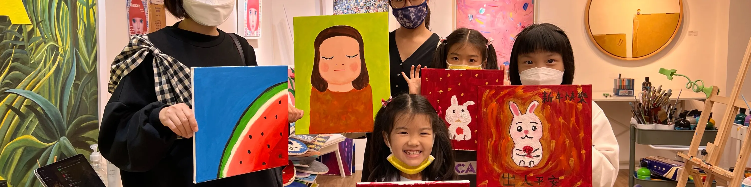 Rica Art Space - 压克力艺术创作坊｜肌理绘画工作坊｜Art & Wine｜湾仔
