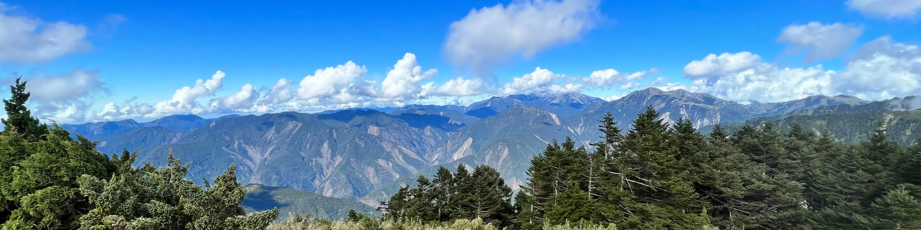 塔关山