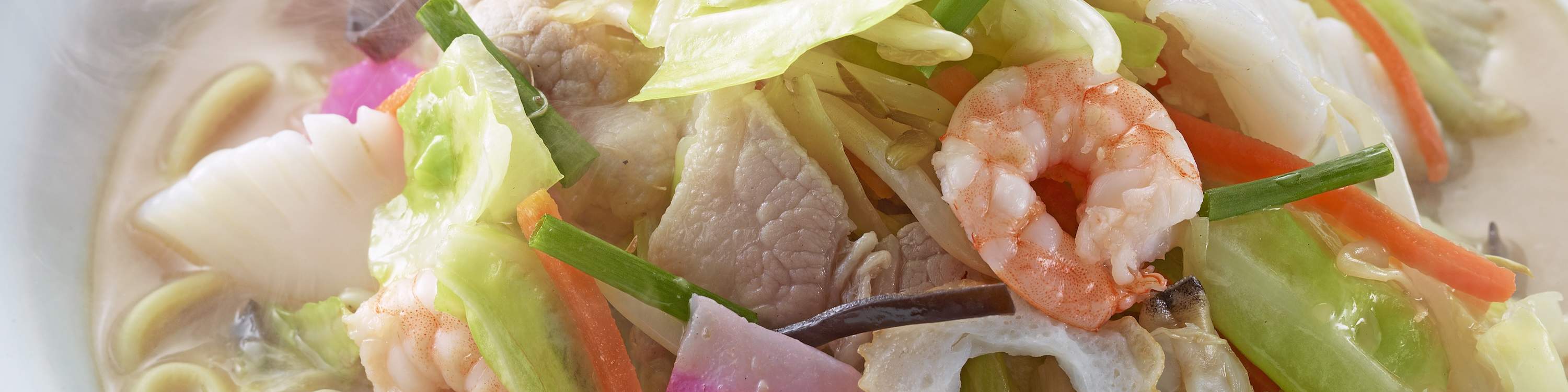 Paquete completo de Fukuoka a Huis Ten Bosch: Hotel + Billetes JR + Pasaporte de 1 día