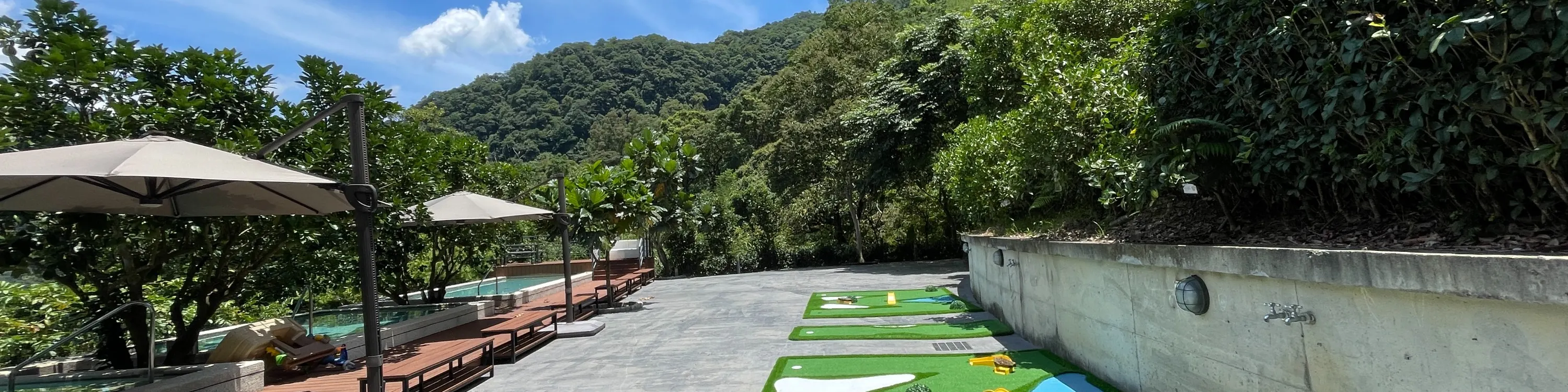 新北: 乌来足立司拉温泉・户外露天风吕・景观汤屋・迷你高尔夫体验