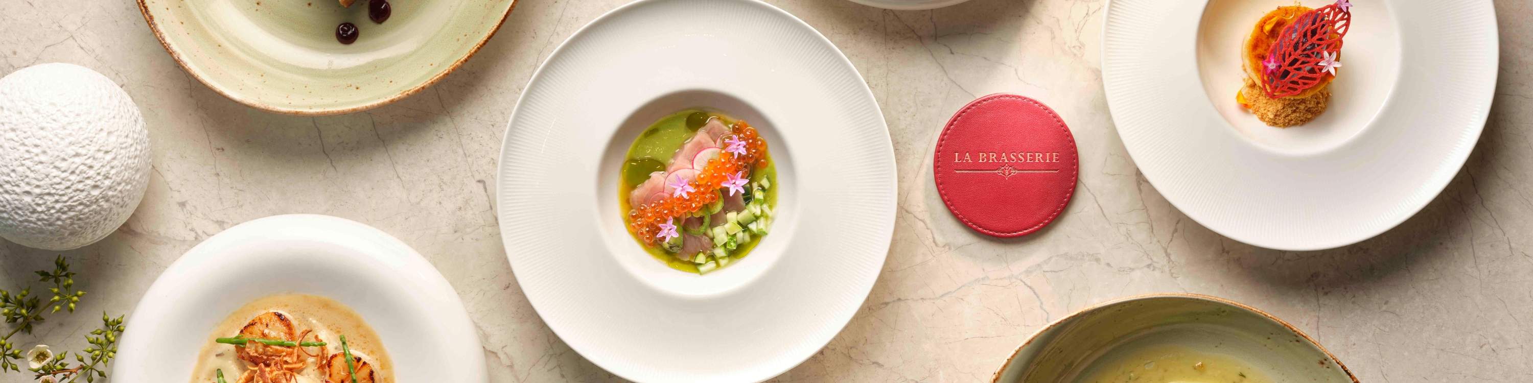 Manjakan diri dengan karya agung masakan, di mana setiap hidangan direka dengan teliti untuk pengalaman makan yang tidak dapat dilupakan