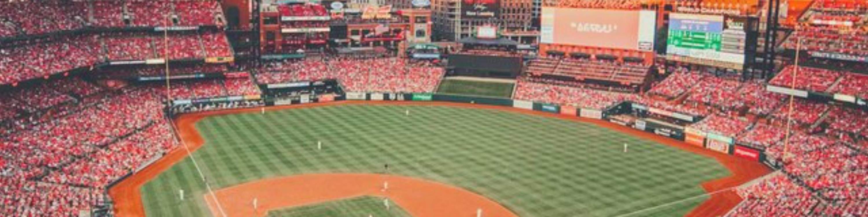 Permainan Besbol St. Louis Cardinals di Stadium Busch