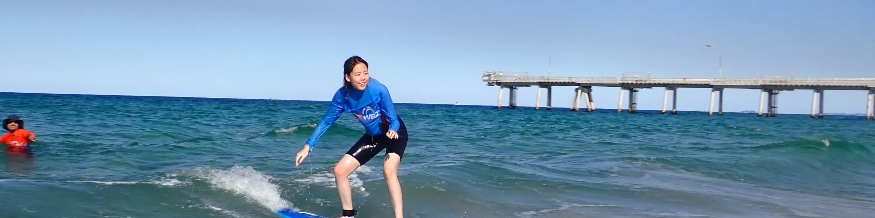 团体冲浪课程