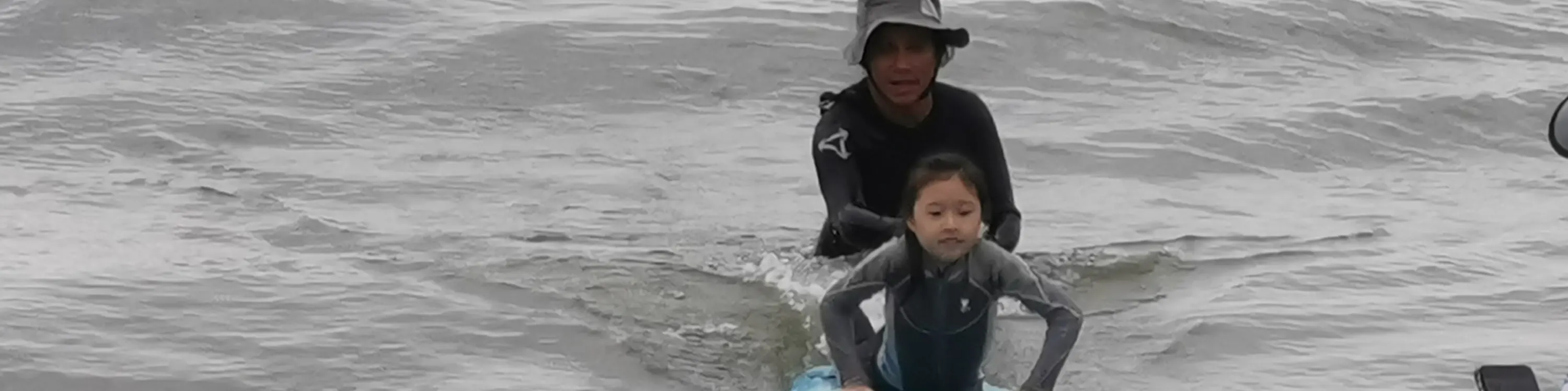 私人及小班滑浪(冲浪)课程