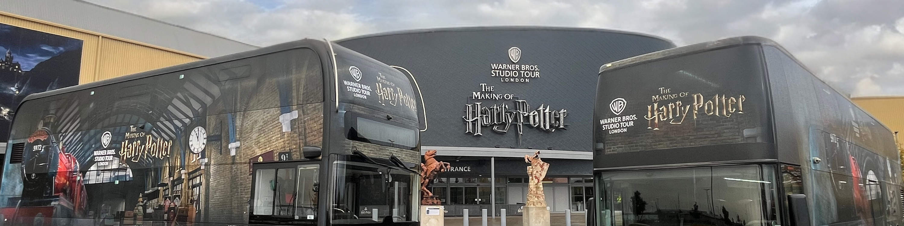 Warner Bros. Studio Tour London - Autobuses de marca para Warner Bros. Studio Tours London