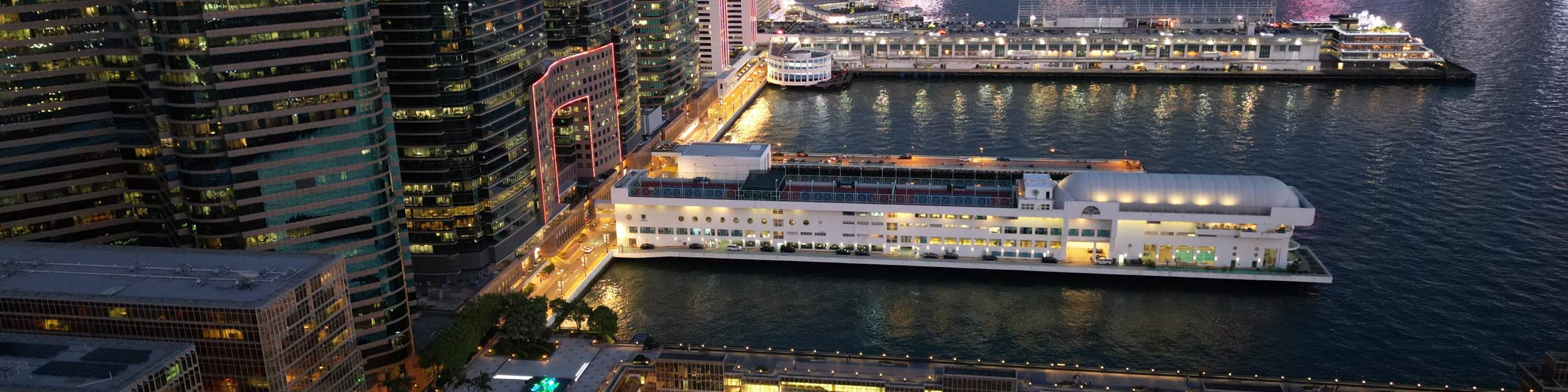 【Parque Victoria】El Parque Victoria es el parque más grande de Hong Kong, China. Es un buen lugar para que ciudadanos y turistas hagan ejercicio y tengan actividades de ocio.