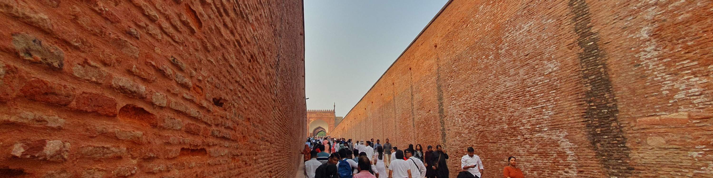 From Delhi: Same Day Taj Mahal & Agra Tour with Private Photographer