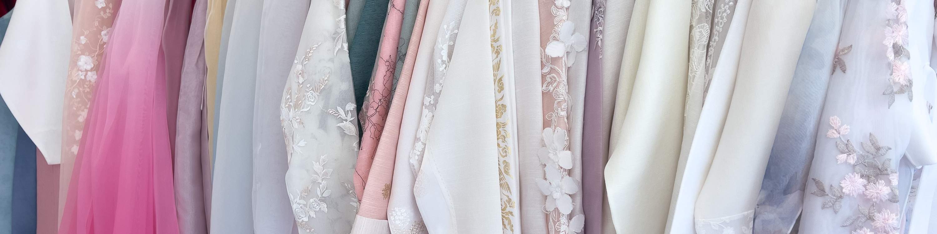 ชุดฮันบกให้เช่า Haeon Hanbok ที่ถนนแฮรีดันกิล, ปูซาน