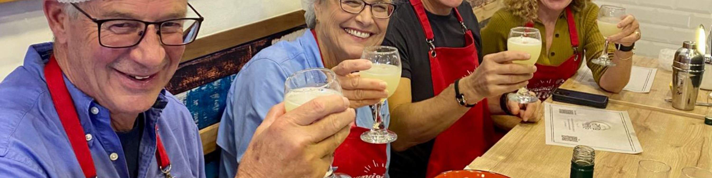 Запечатлейте незабываемые моменты, исследуя, пробуя и готовя блюда в Лиме.