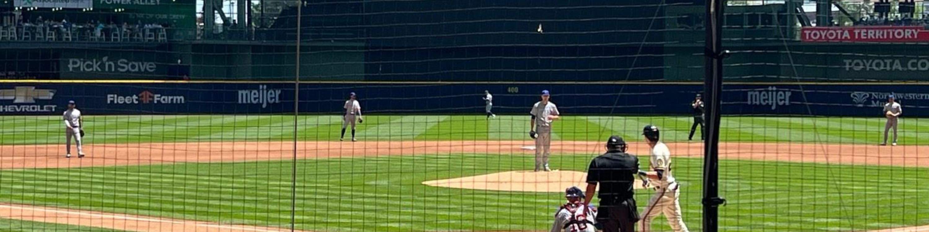 Lower Baseline座位提供近距离体验，享有无与伦比的舒适感和绝佳视野