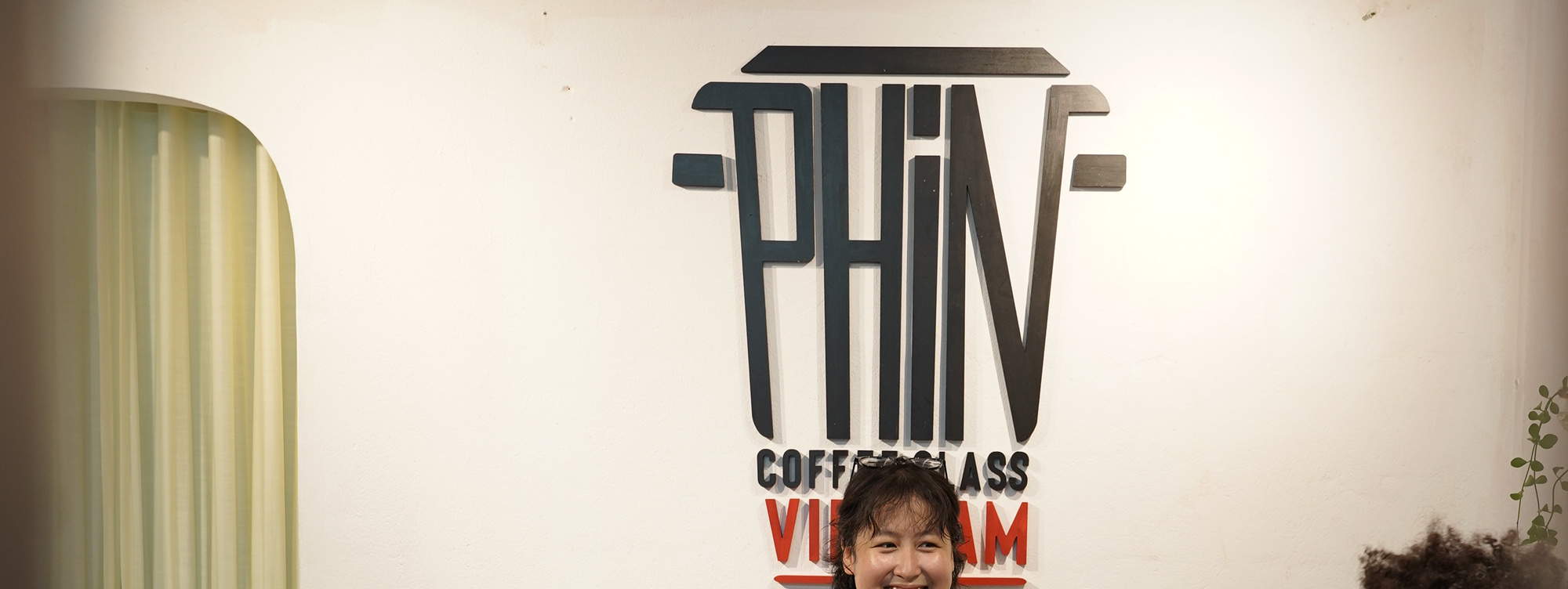 Kelas Kopi Phin Hue Dengan Gaya Telur, Garam & Kelapa 