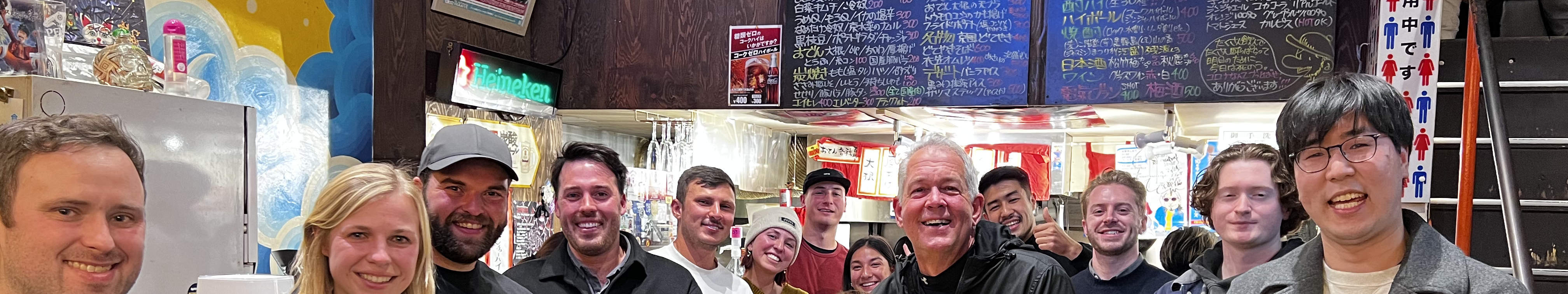 Lawatan ke Bar Tempatan Kyoto & Izakaya Crawl Evening di Kawaramachi