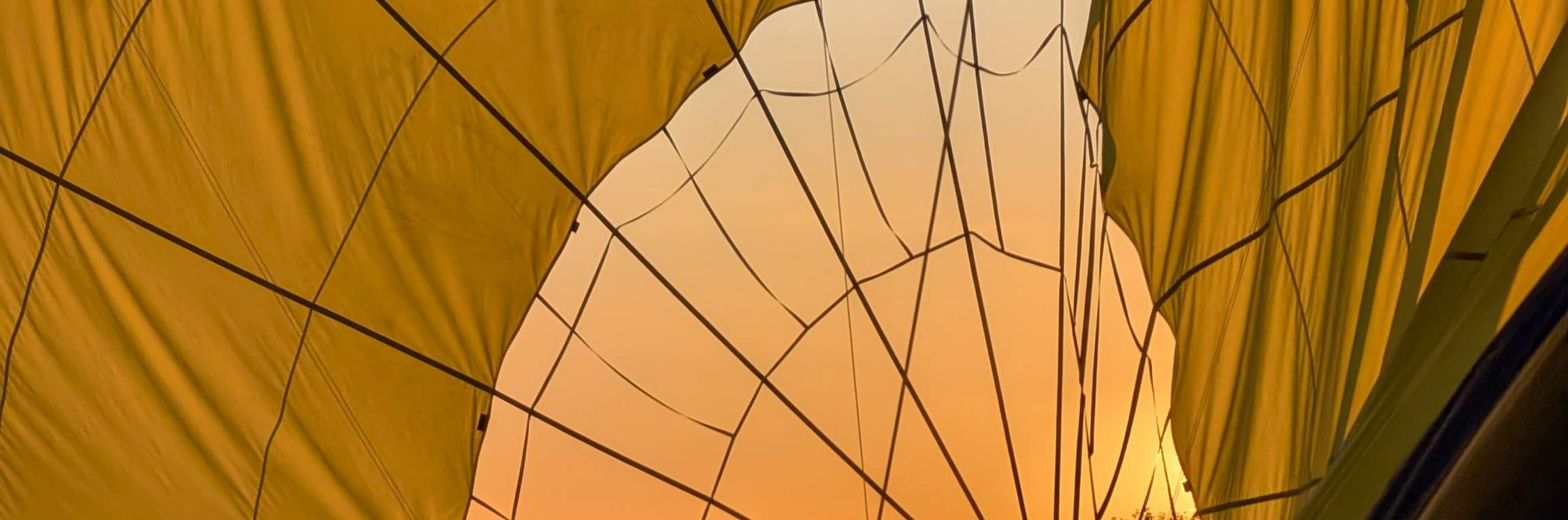 アヌシー地域での熱気球飛行