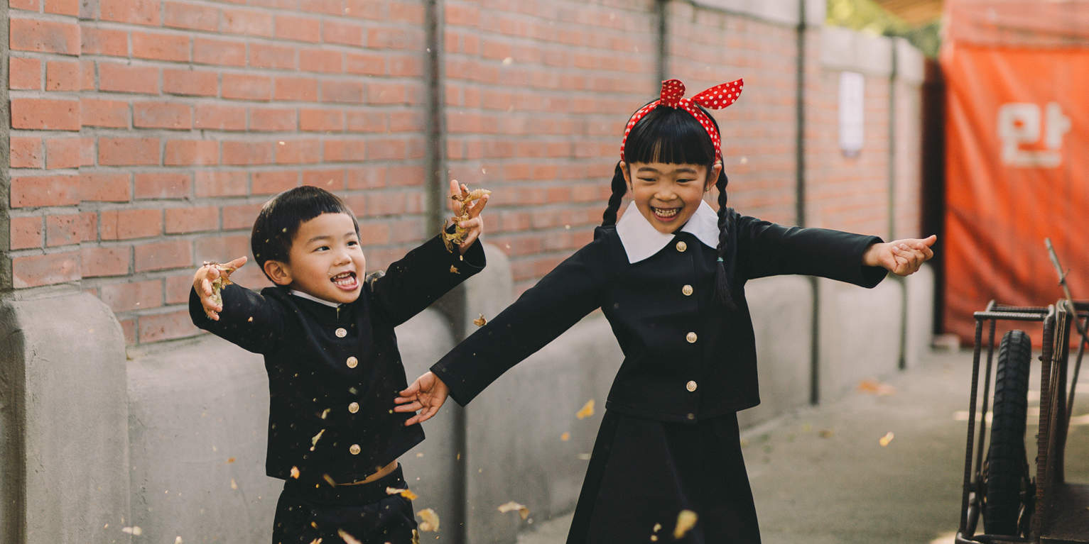 Servizio fotografico con uniforme scolastica coreana vintage