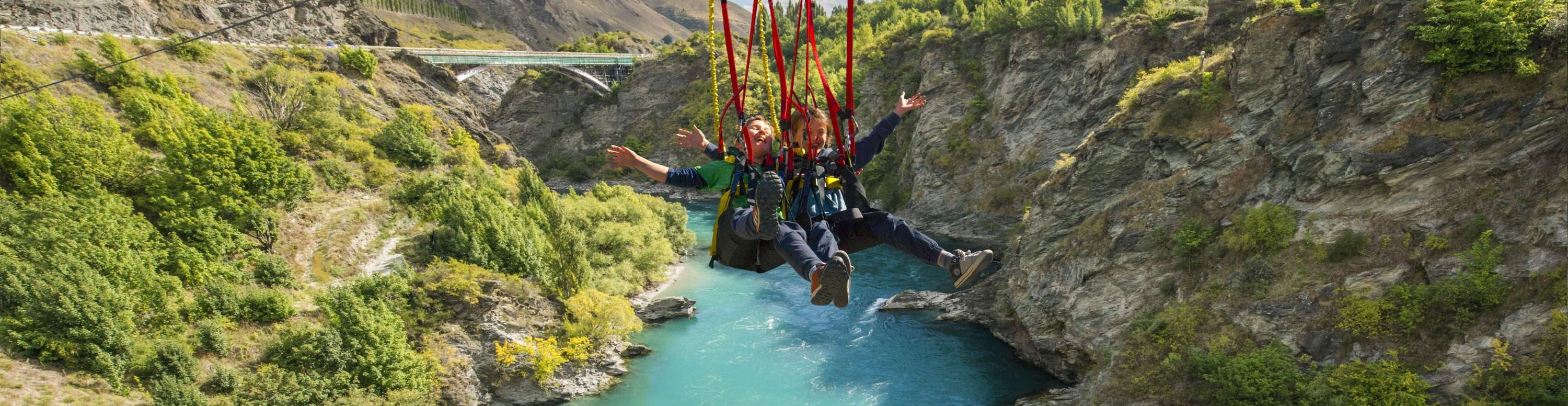 Đu dây zipride trên sông Kawarau queenstown