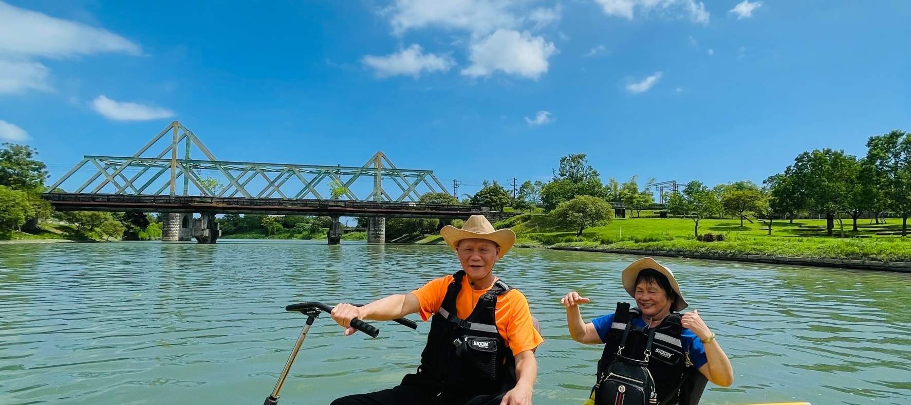 宜蘭｜冬山河生態緑舟｜電動ボート・水上自転車体験