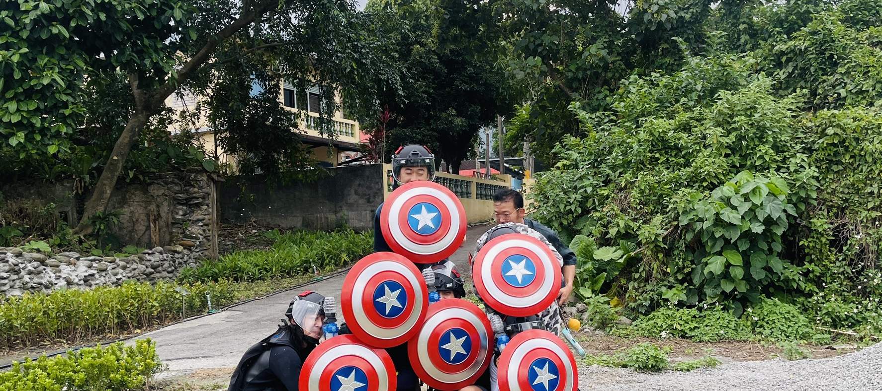 Đông Áo, Nghi Lan giới hạn ‧Khu vực đạn pha lê - Sân chơi thực tế ảo toàn độ tuổi