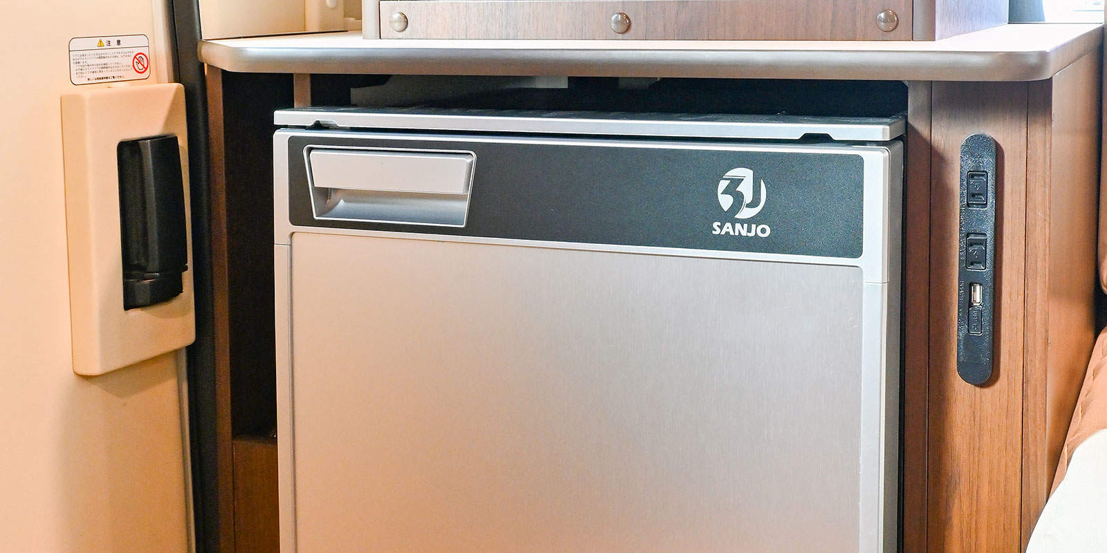 キャプコンクラスC 最大6人乗り キャンピングカーレンタル